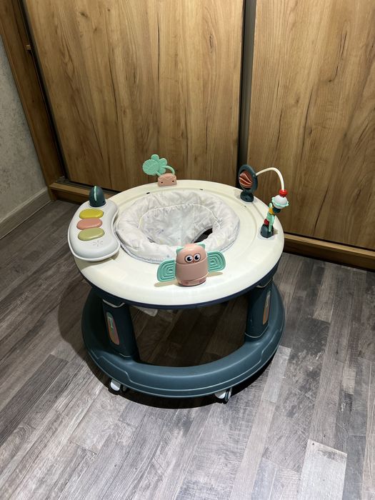 Срочно продам детские ходунки