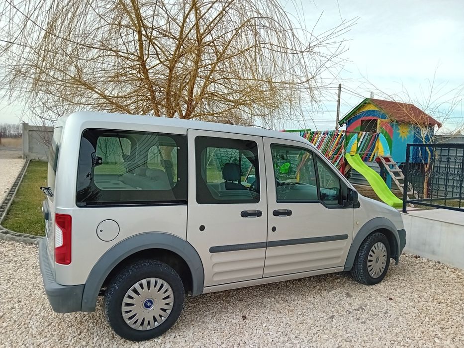 FORD Tourneo Connect 2013 — imagine 2