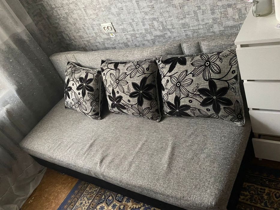 Продам диван тахта