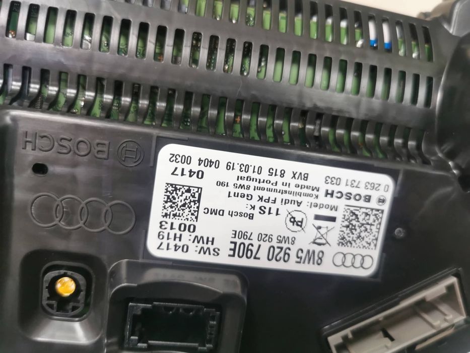 Audi a4b9 километраж