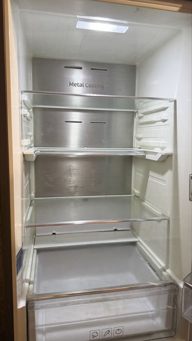 Холодильник samsung