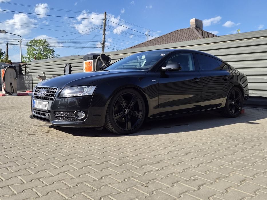 Vând Audi A5 2.0TDI