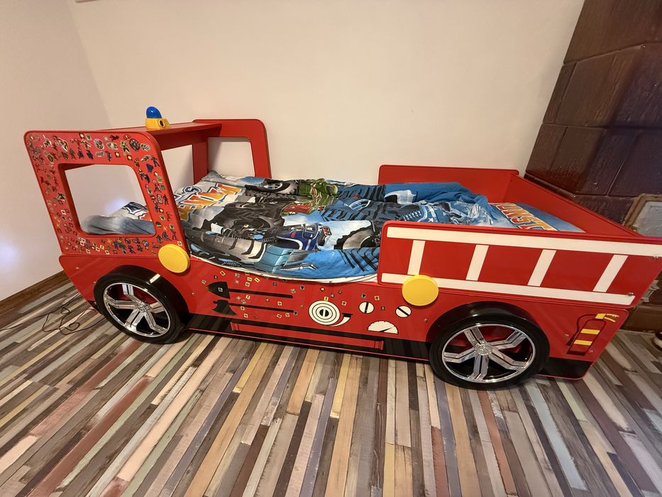 Pat copiii masina pompieri