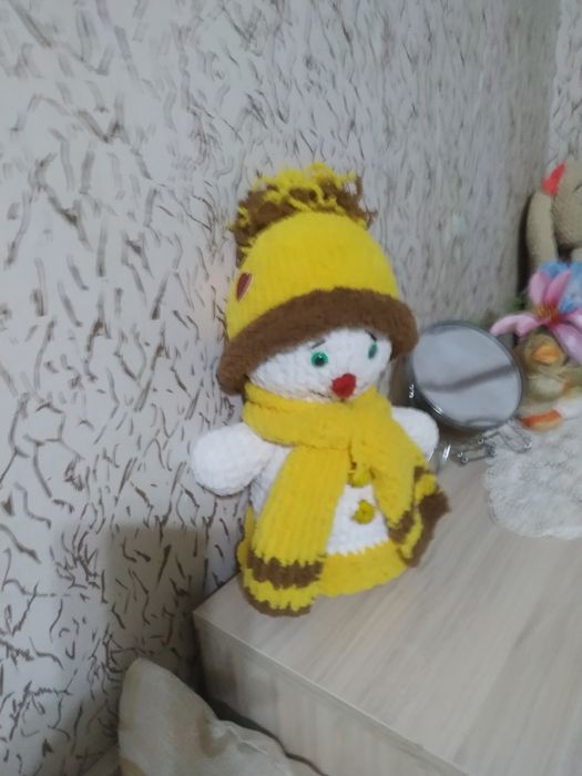 Плетени играчки.