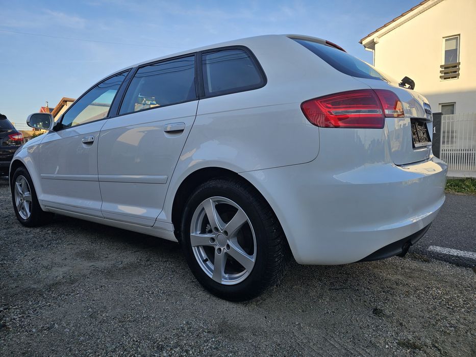 AUDI A3 Sportback 2012 — imagine 4