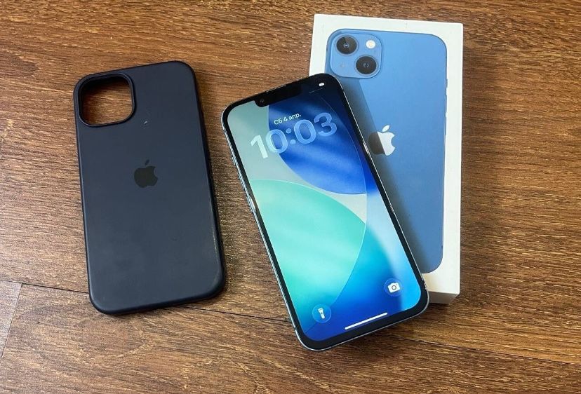 iPhone 13 128Gb с гарантией