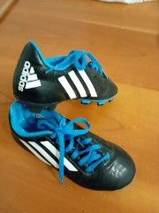 Ghete fotbal Adidas mărimea 33,5