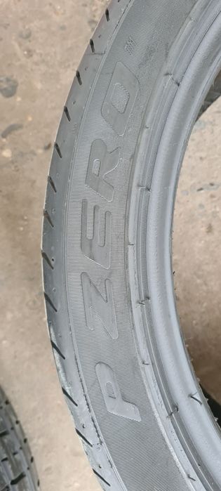 4 anvelope vara Pirelli,fata 245/40/19,spate 275/35/19