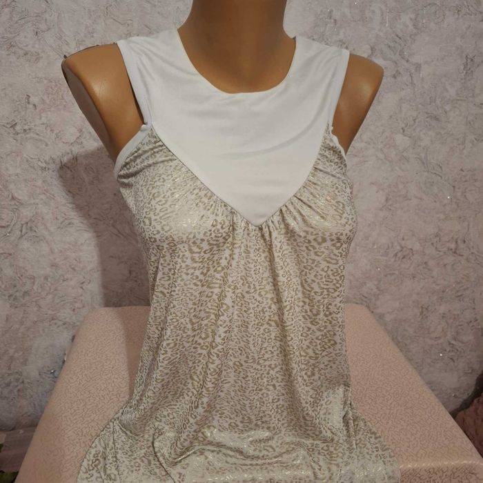 Еластична    Рокля