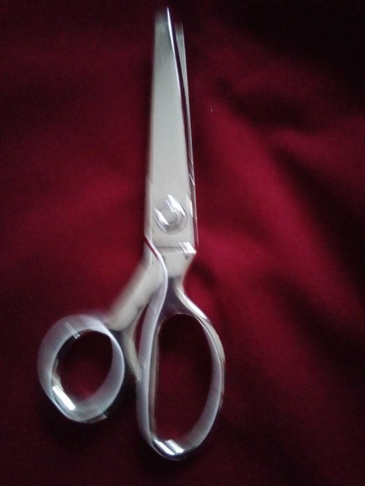 Vand foarfeca profesionala din inox pentru tivit -croitorie