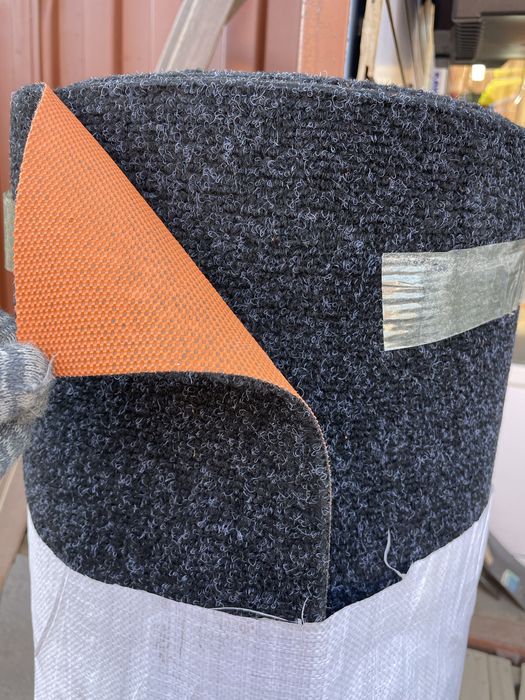 Ковралин антисколзяющий поркритие