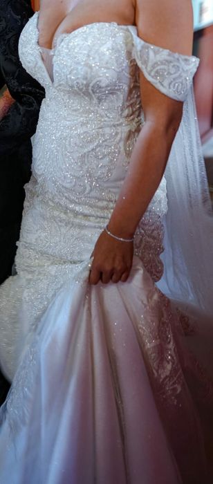 Vand rochie de mireasă deosebita