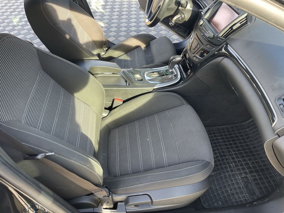 Vand OPEL INSIGNIA 2.0diesel BiTurbo Led/Bixenon/BOSE/Schimb/Variante