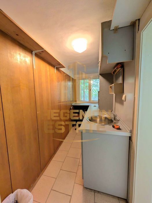 Продава се Офис в Варна, Лятно кино Тракия - 52 кв.м за 2981 €/кв.м - Снимка #3