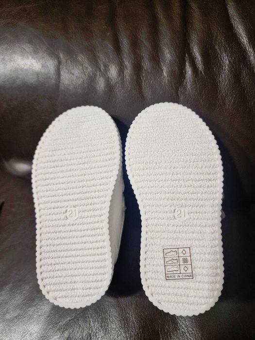 Детски спортни обувки - размер 21