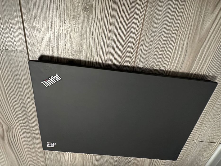 piese dezmembrez Lenovo Thinkpad T480 carcasa display touch palmrest