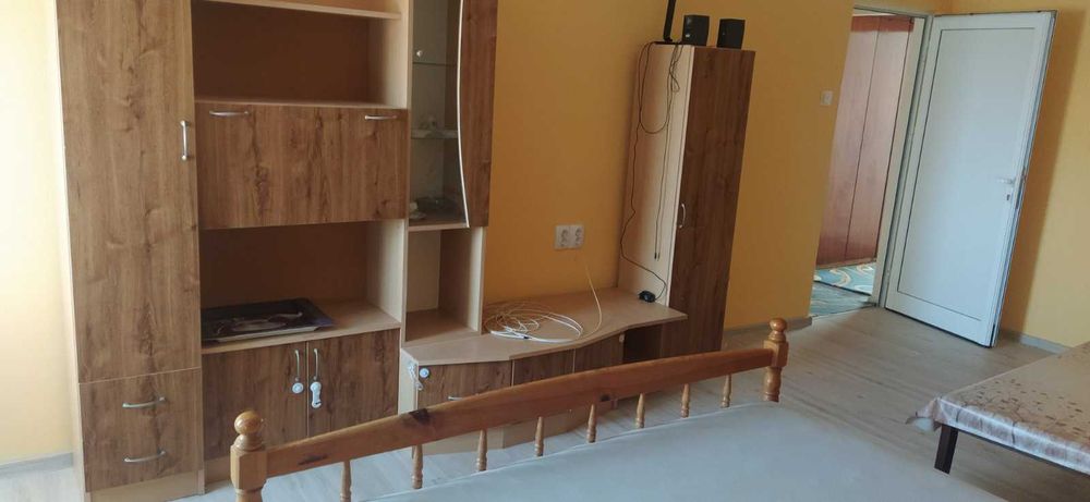 Дава се под наем Тристаен апартамент в Димитровград - 70 кв.м за 178.5 € - Снимка #8