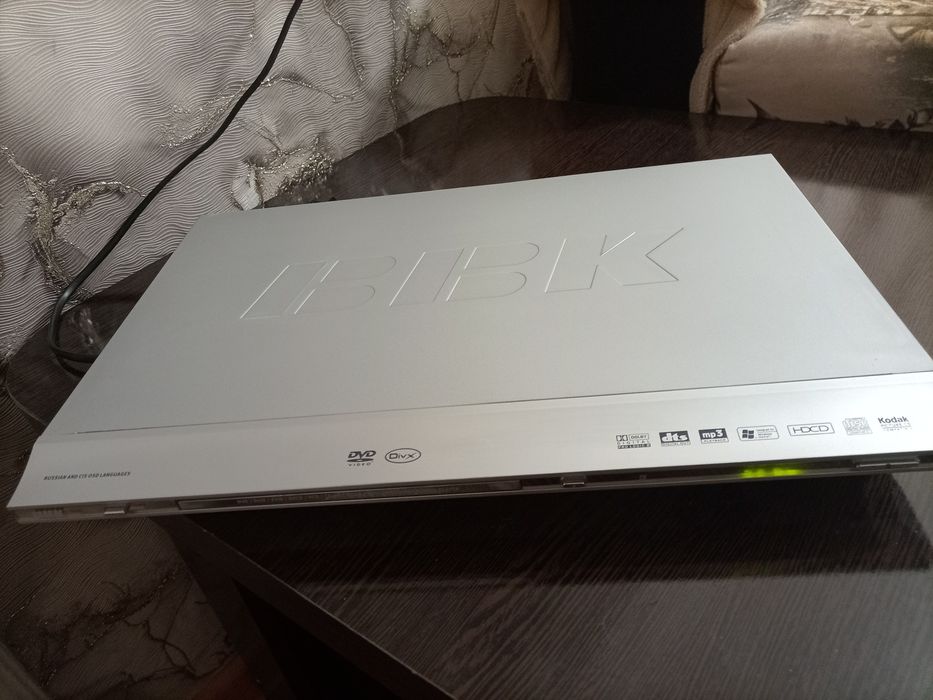 DVD и SD  плеер.