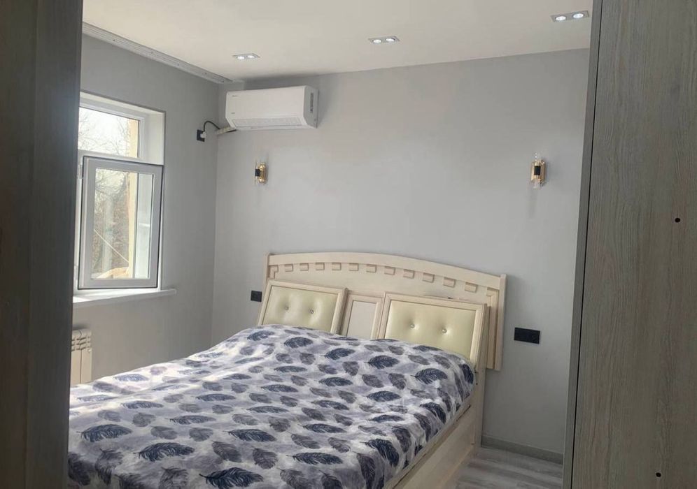 Квартира на Ракат-Корзинка 2*3/4/4 общ пл 60м/77 серия