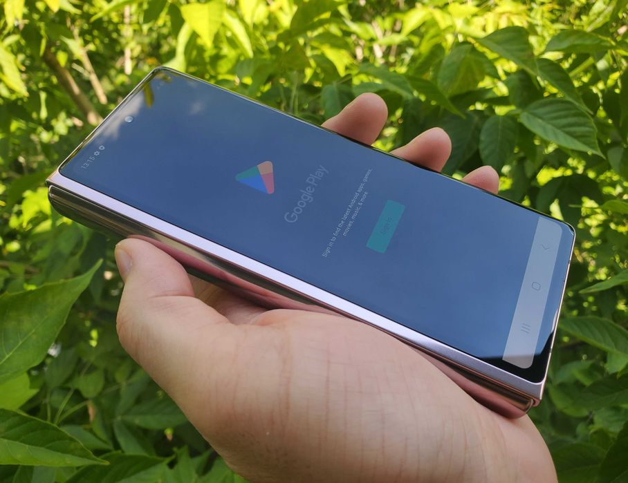 Samsung Galaxy Z Fold 2