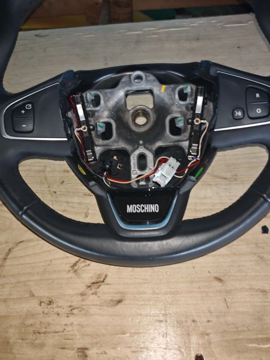 Волан за Renault Clio