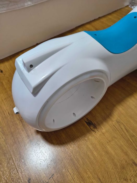 Космически музикален скутер