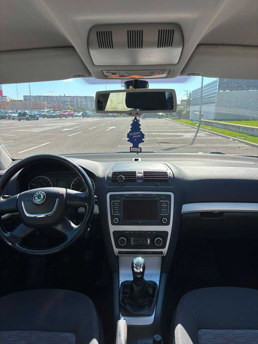 SKODA Octavia 2011 — imagine 5
