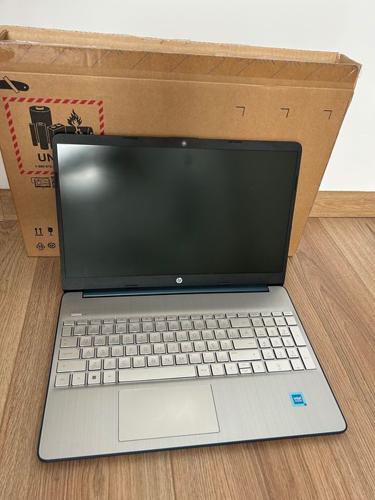 Laptop HP 15s-fq3007nq – stare impecabilă, folosit foarte puțin