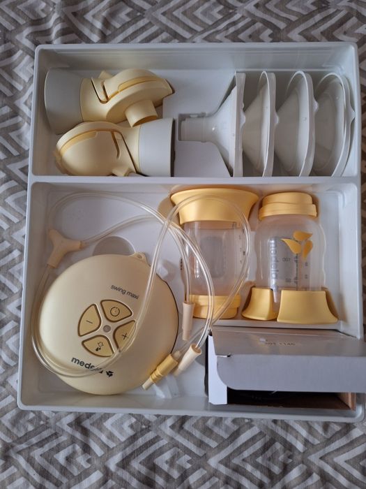 Двойна ел. помпа за кърма Medela Swing Maxi Flex + подарък 50 бр. подп