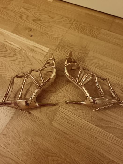 Sandale Aldo mărime 37