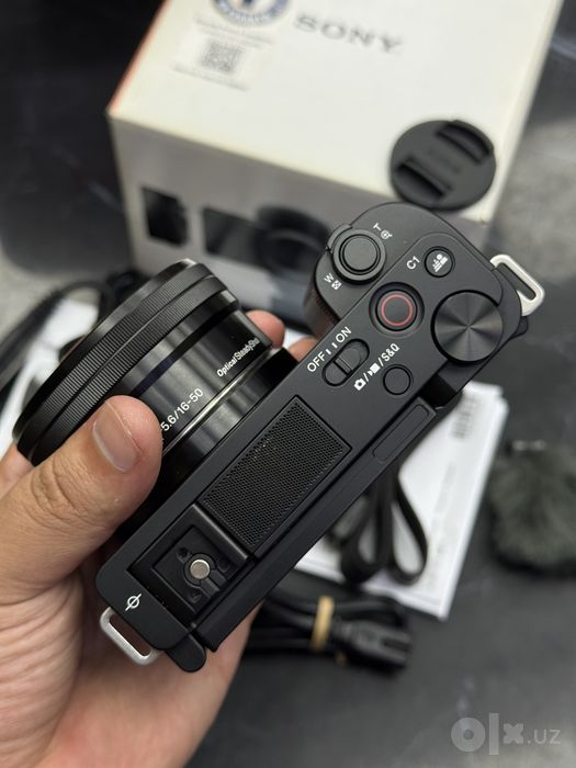 Sony ZV-E10 4K 16-50mm OSS mobilograflar uchun yengide