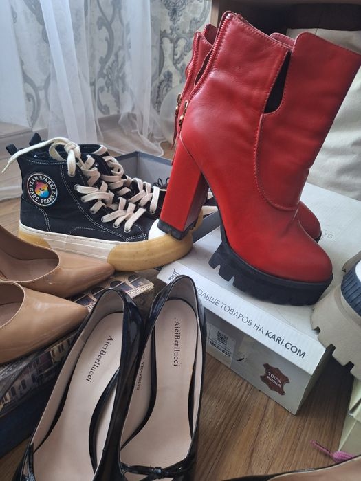 Продам  женский детский обувь