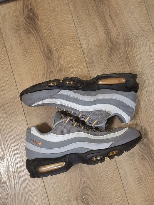 Продавам Nike Air Max 95 – използвани