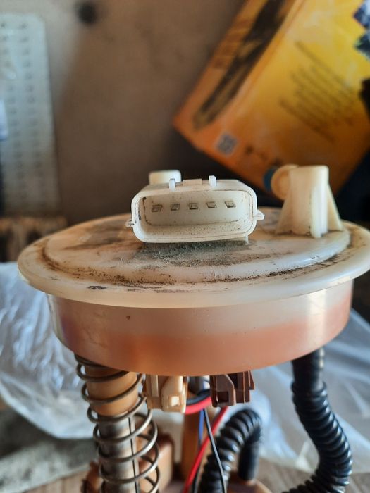 Nissan x-trail T-31  бензонасос оригинал