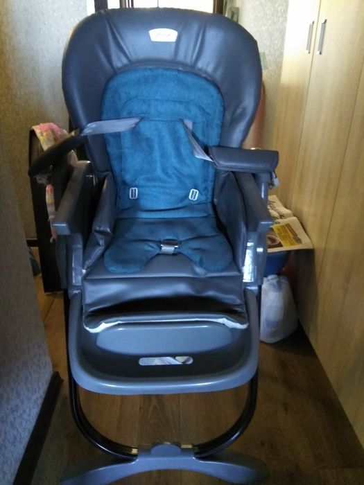 Продам детский стульчик состояние хорошее
