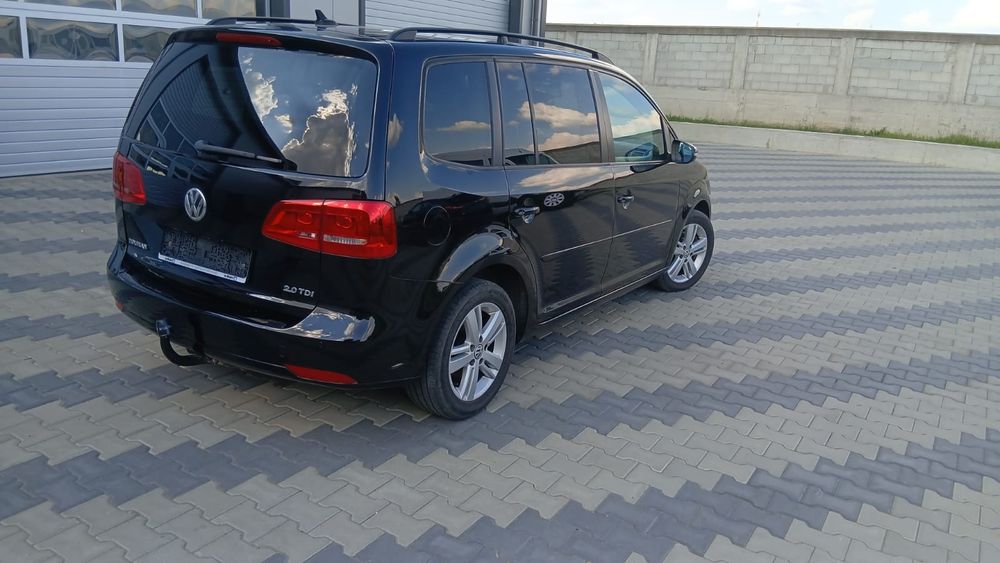 VOLKSWAGEN Touran 2013 — imagine 3