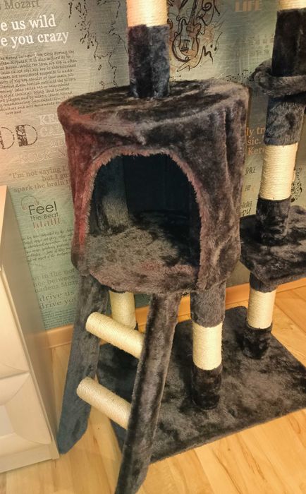 Продам шведскую стенку для кошки