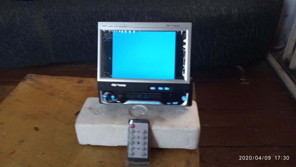 Продам автомобильный телевизор