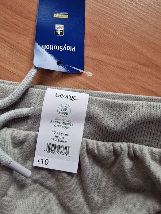 Pantaloni scurți PlayStation 12-13 ani