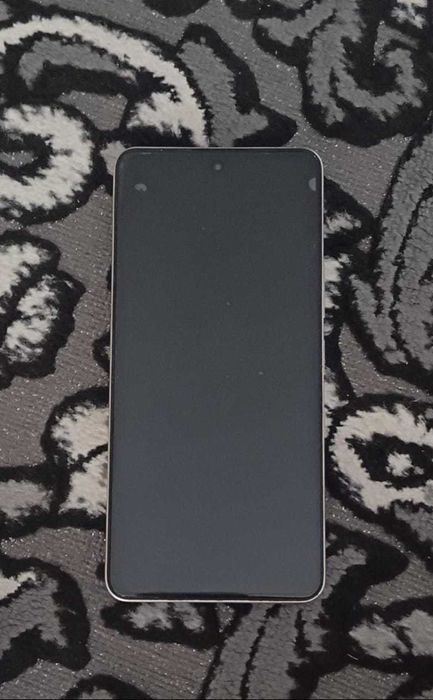 Смартфон VIVO Y36.