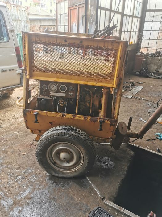 Мобилен компресор за въздух