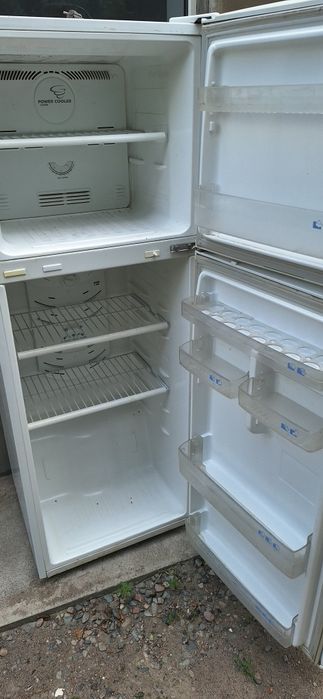 Холодильник продам