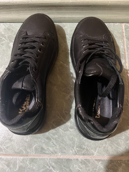 Оригинални  кожени кецове Karl Lagerfeld,37 номер