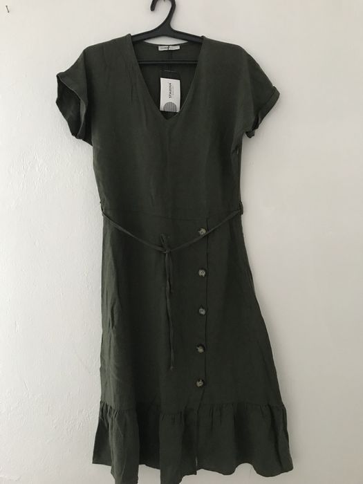 Продам новое платье. Материал лен