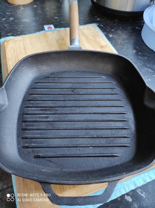 Тиган грил чугунен