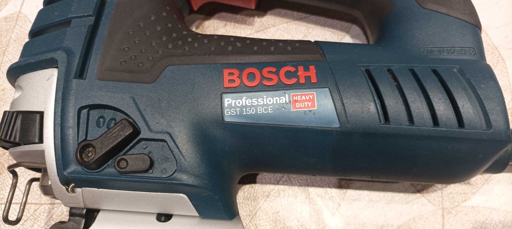 Bosch GST 150 BCE прободен трион