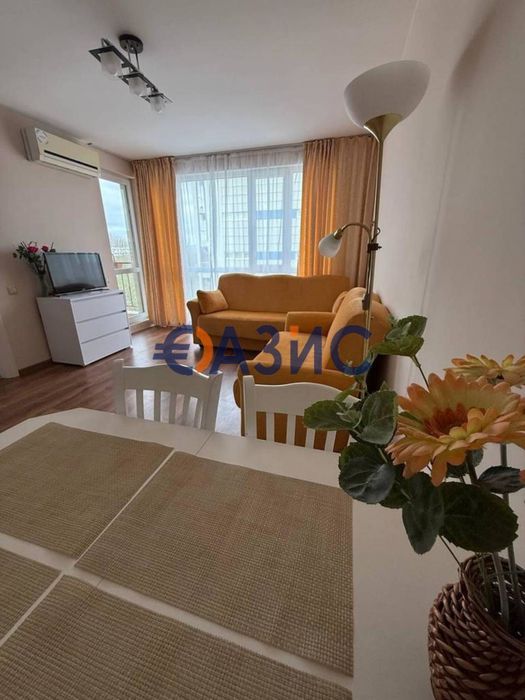 Продава се Двустаен апартамент в к.к. Слънчев бряг - 62 кв.м за 798 €/кв.м - Снимка #2