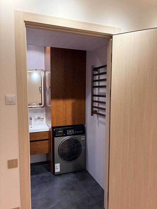 Сдам в аренду новую 3х комнатную квартиру в центре