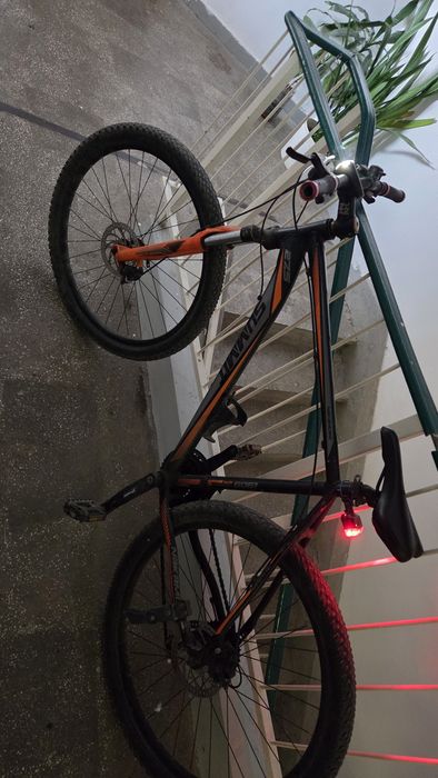 Bicicleta pt adulți