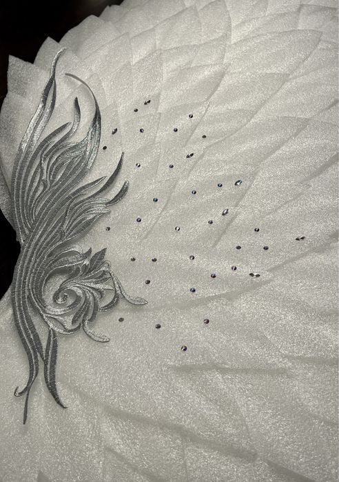 Ангелски криле,ралични модели! За танцувНе,за фотосесии,за декорация!